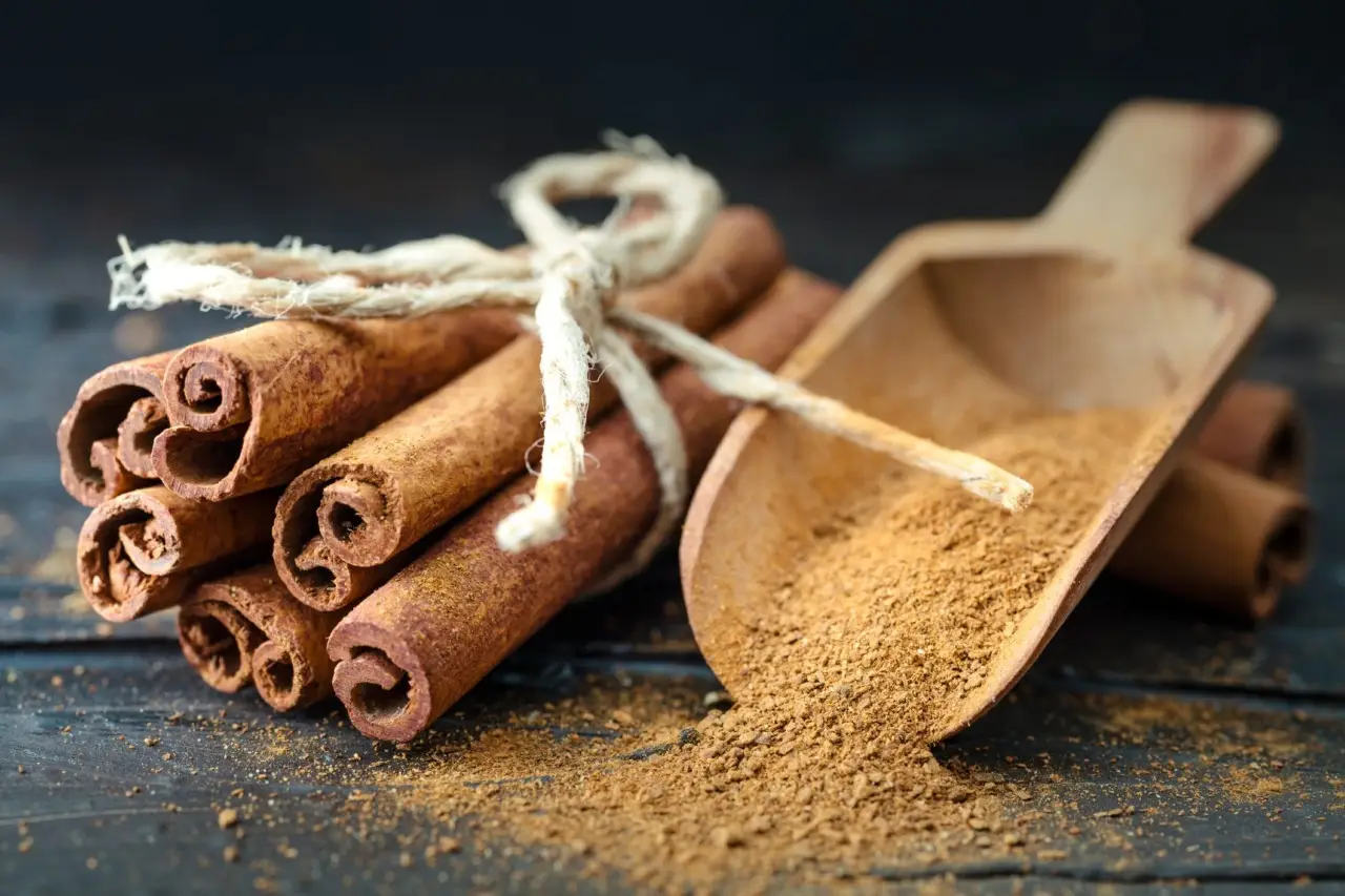 Non solo nei dolci: prova la cannella, è il trucco che ti svolta le faccende di casa! Immagine selezionata